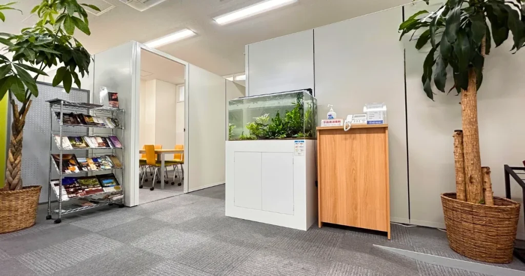 90センチの熱帯魚レンタル水槽